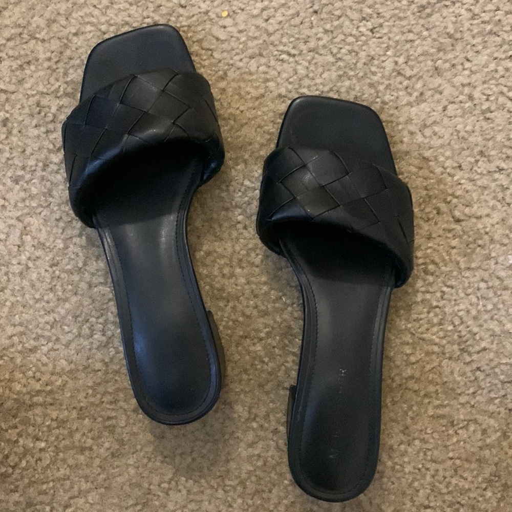Marc Fisher Sandals